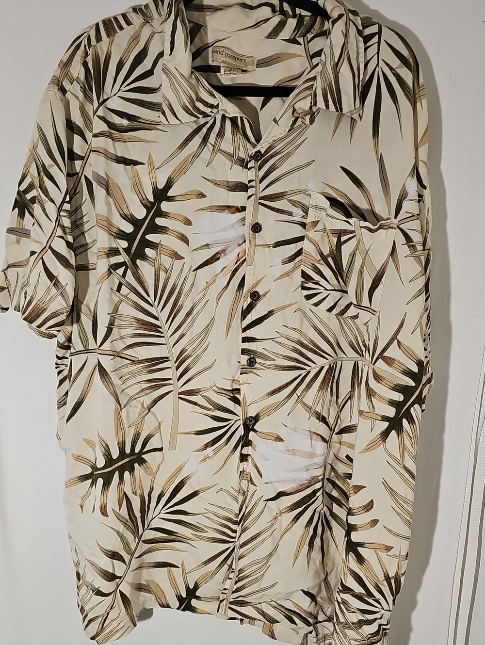 Island Passport Men's Short Sleeve Tropical Shirt - Cream with Olive Leaf Print